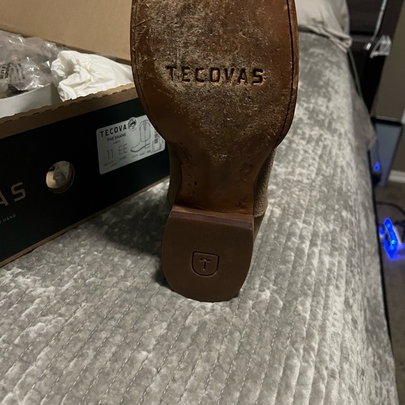 Boots - Picture 5 of 5